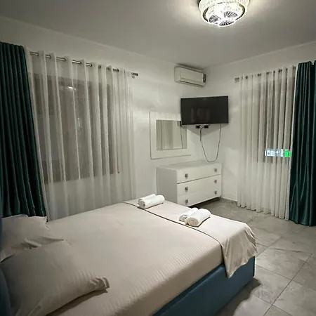 Daire Dyrrah Center *
